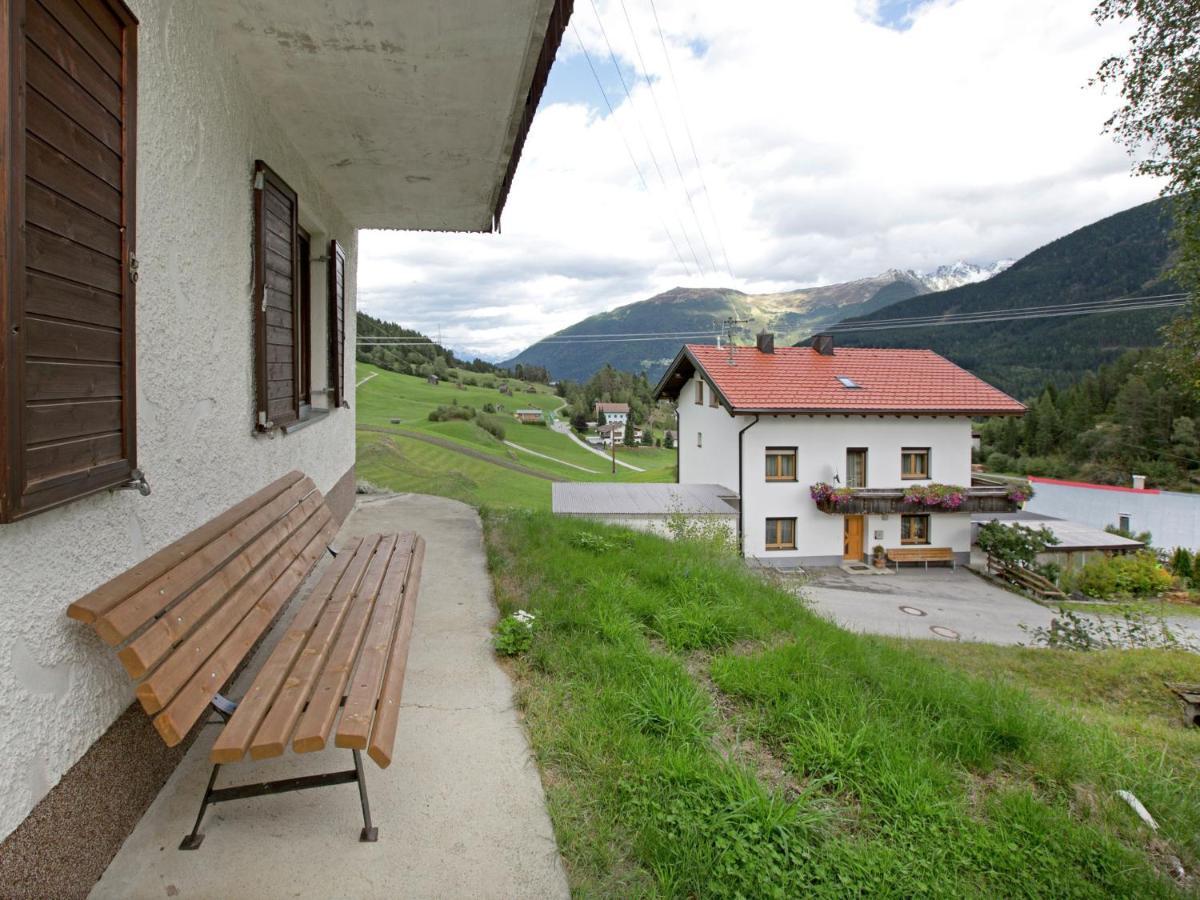 Modern Chalet In Piller Near Ski Area Wenns Exteriör bild